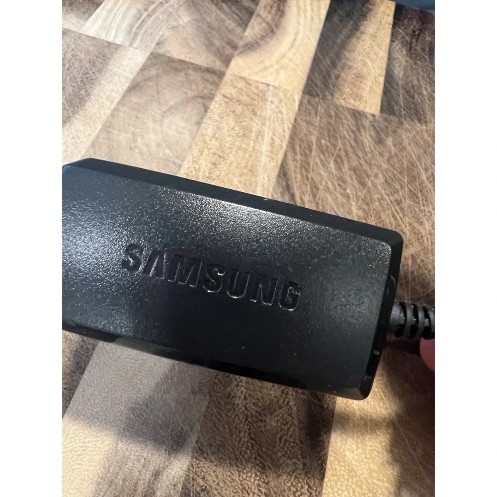 Samsung ATADS10JBE Travel Adapter Charger 5V 0.7A Micro USB Wall Charger OEM